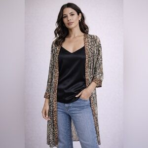 Lisa Rinna Collection Size M Animal Print Long Kimono open Cardigan Shiffon